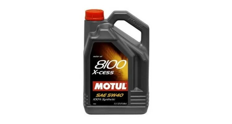 Motul 5W40 X-Clean czy X-Cess - który olej lepszy dla Twojego auta?