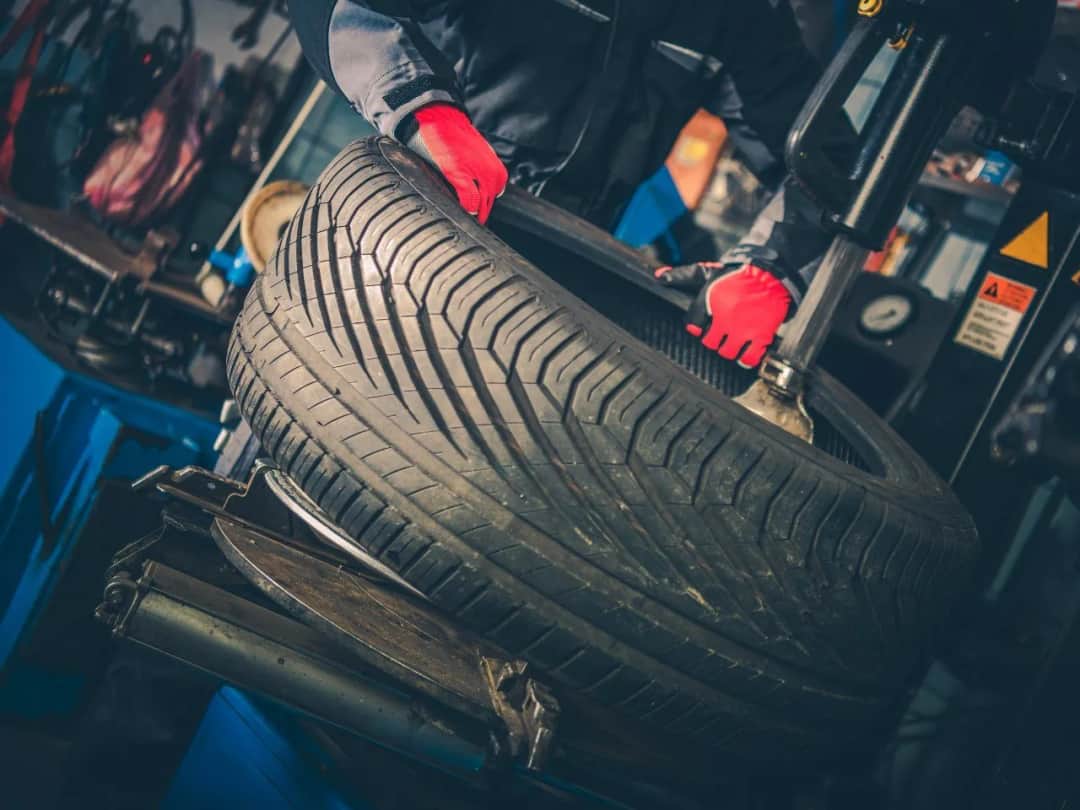 Ile waży opona z felgą 16 cali? Zaskakujące fakty o wadze!