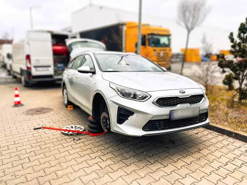 Ile kosztuje mobilna wulkanizacja? Porównanie cen i usług w 2023