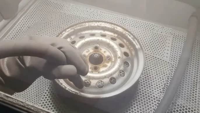 Jak zrobić piaskarkę do felg - łatwe kroki, aby zaoszczędzić czas i pieniądze