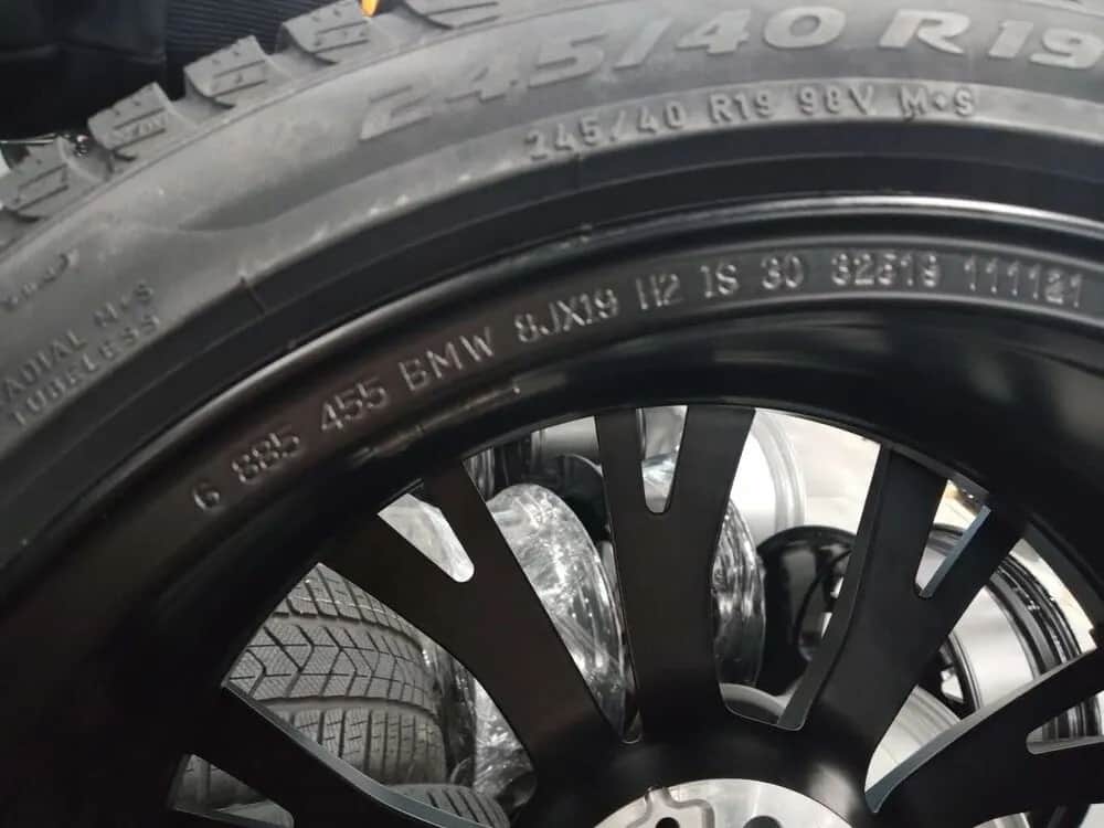 Jak sprawdzić czy felgi są oryginalne BMW i uniknąć oszustwa