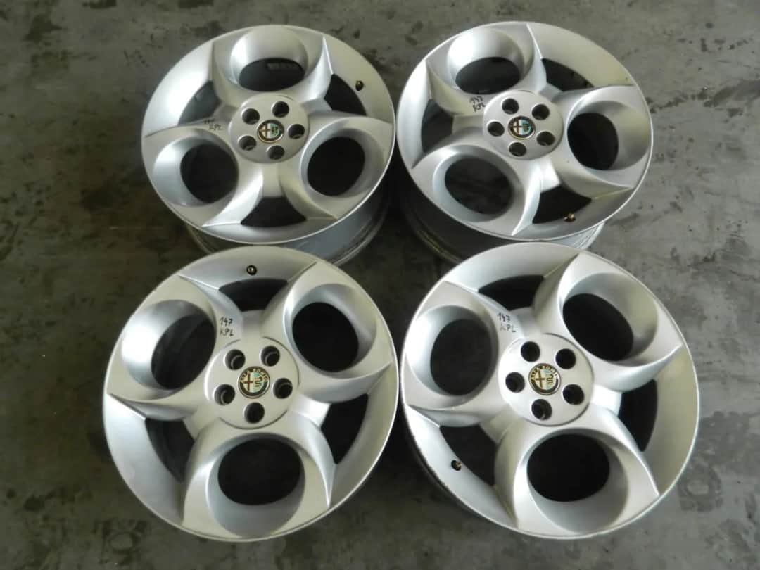 Jakie felgi do Alfa Romeo 156? Sprawdź najlepsze opcje i wymiary