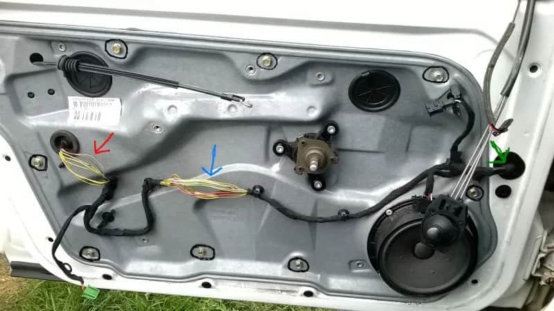 Jak podłączyć sterownik centralnego zamka Golf 4 bez zbędnych problemów